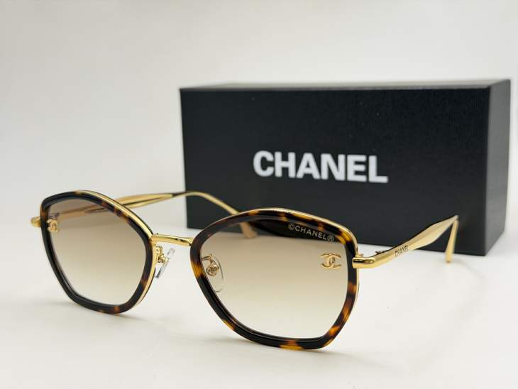 Picture of Chanel Sunglasses _SKUfw77118225fw